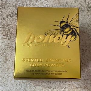Urban Decay Honey Scented Body Powder
